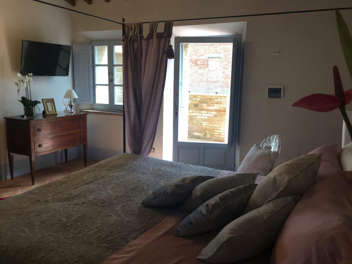 Cordella In Montalcino Wine Resort 外观 照片